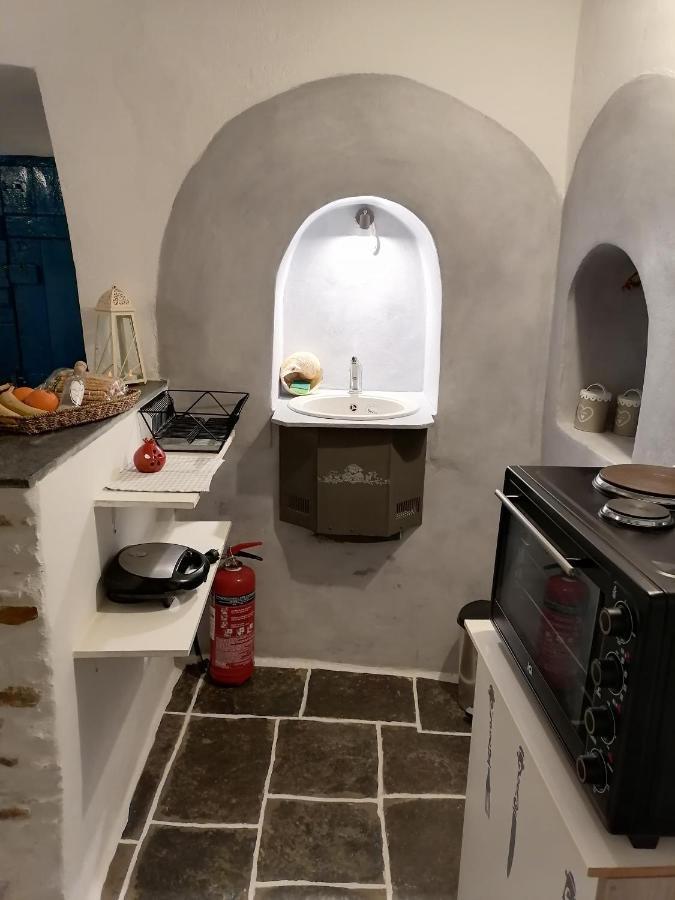 Kastro Gate Apartment ,Entrance To An Ancient Village Kástron Екстериор снимка