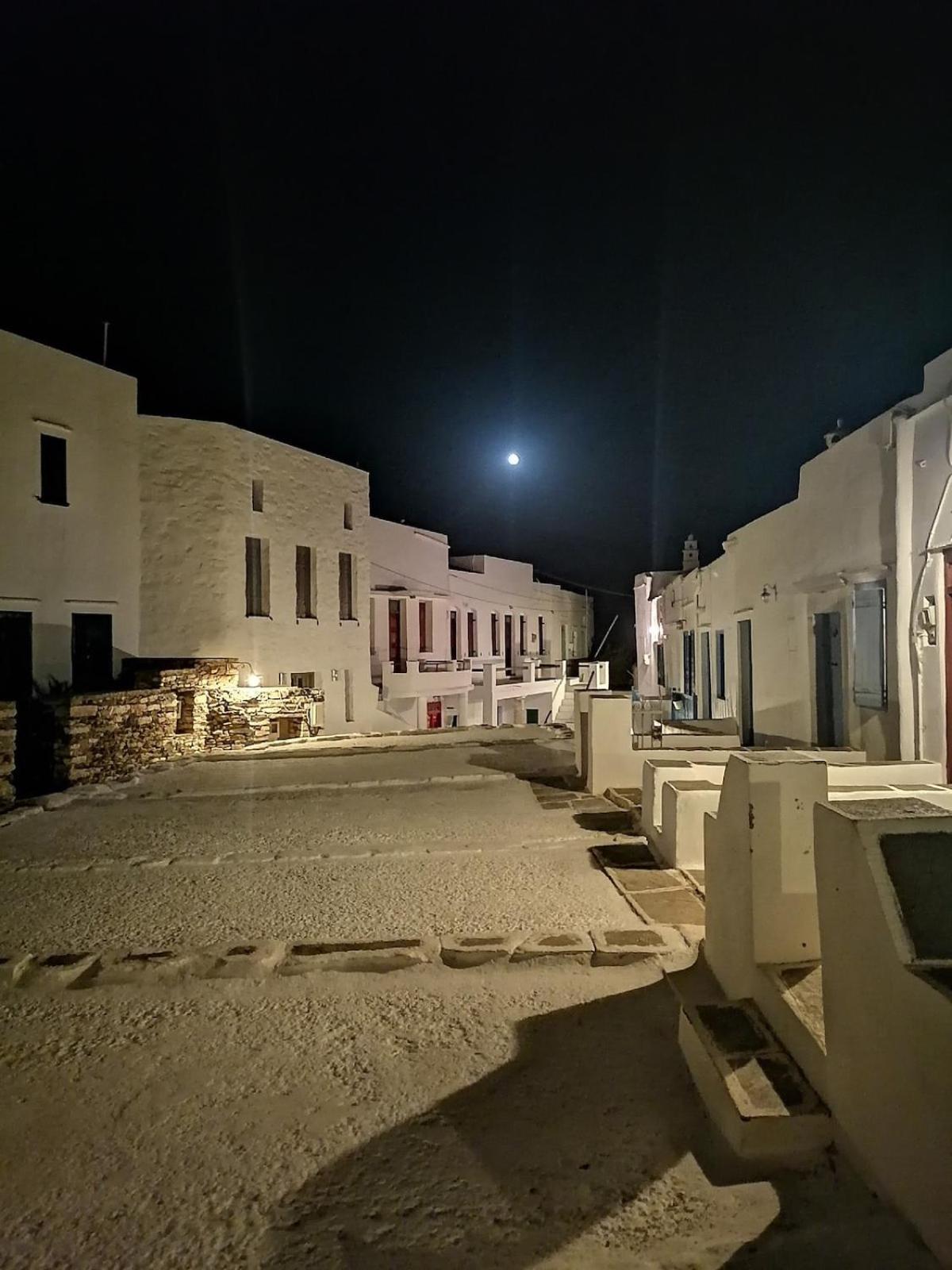 Kastro Gate Apartment ,Entrance To An Ancient Village Kástron Екстериор снимка